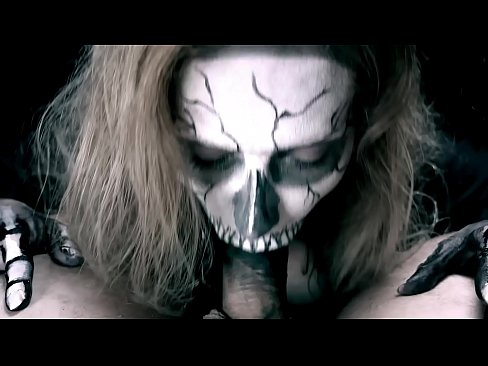 ❤️ Demon girl imeb kulli oma musta suuga ja neelab sperma. ❤️❌ Porno at us et.eviewporn.ru
